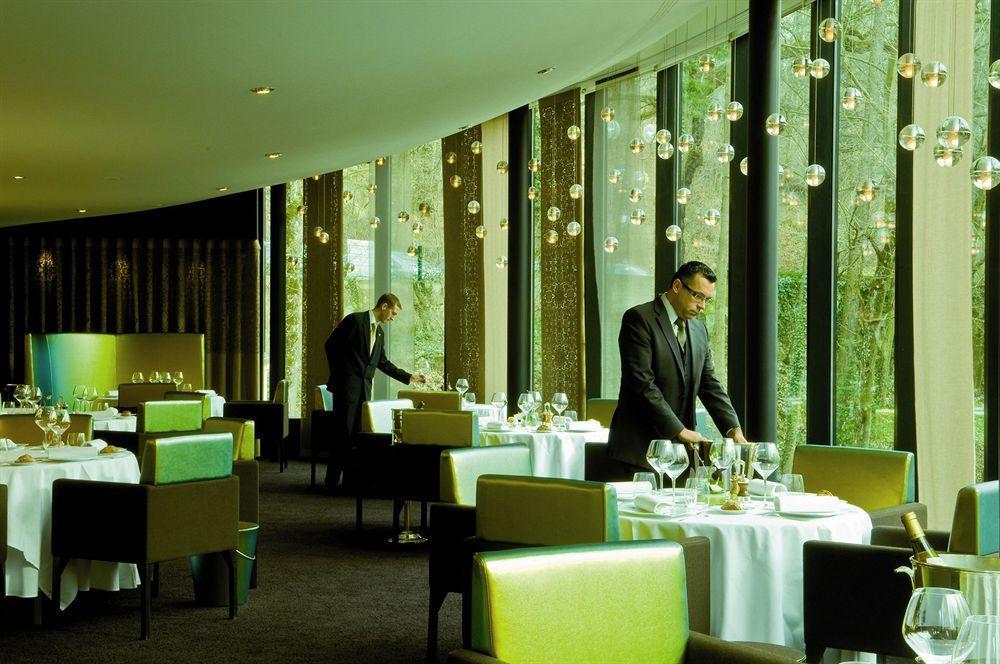 Hotel & Spa Le Pavillon Charbonnières-les-Bains Екстериор снимка