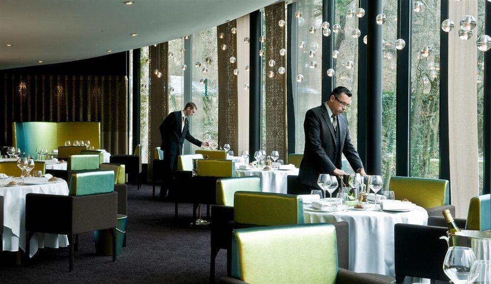 Hotel & Spa Le Pavillon Charbonnières-les-Bains Екстериор снимка