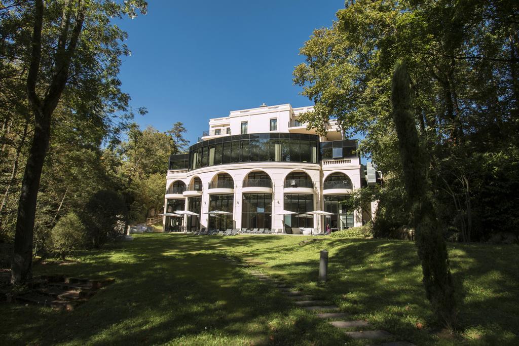 Hotel & Spa Le Pavillon Charbonnières-les-Bains Екстериор снимка