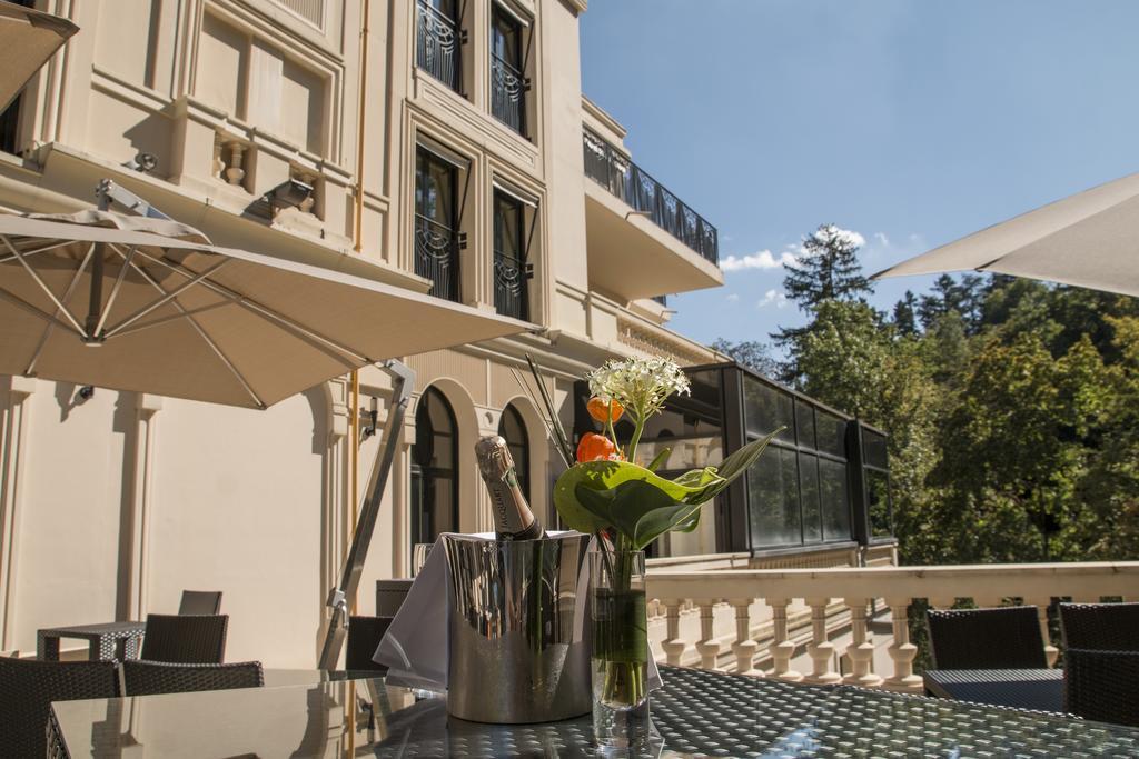 Hotel & Spa Le Pavillon Charbonnières-les-Bains Екстериор снимка