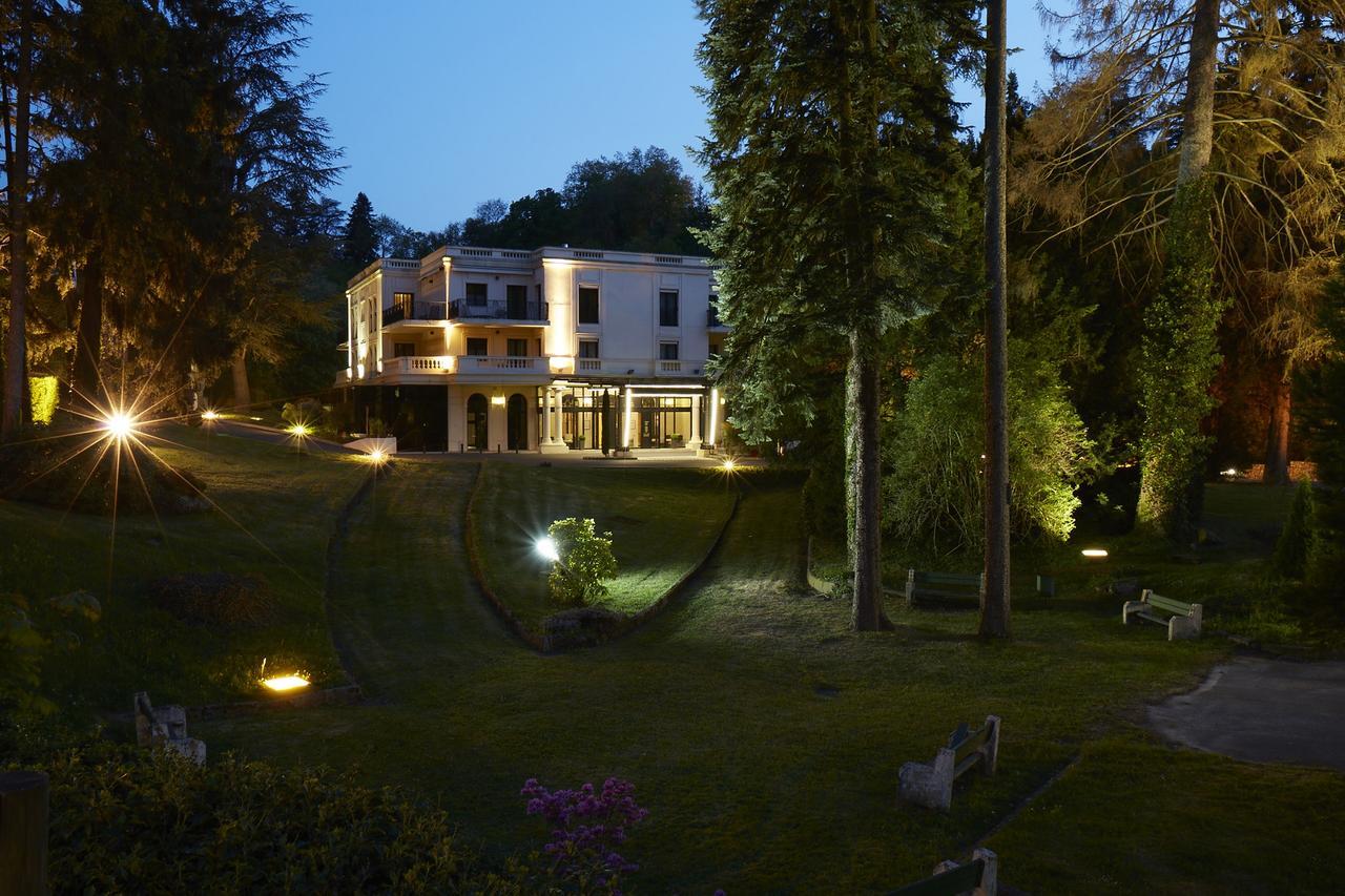 Hotel & Spa Le Pavillon Charbonnières-les-Bains Екстериор снимка