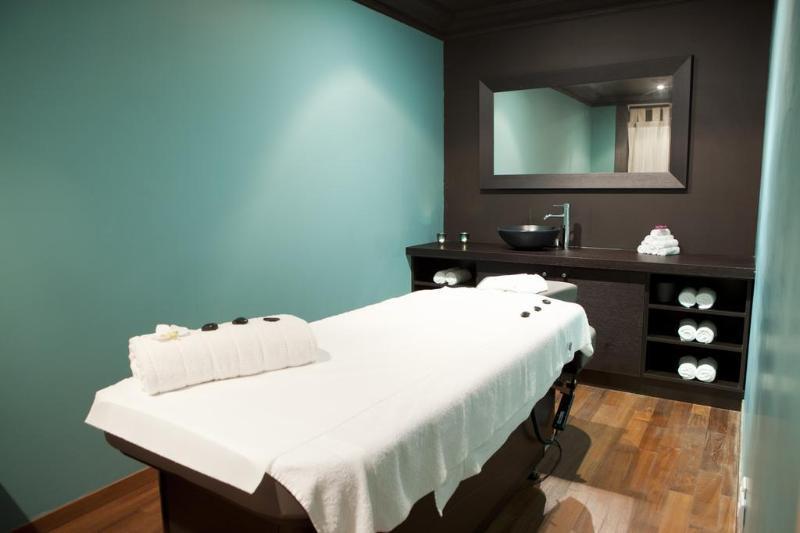 Hotel & Spa Le Pavillon Charbonnières-les-Bains Екстериор снимка