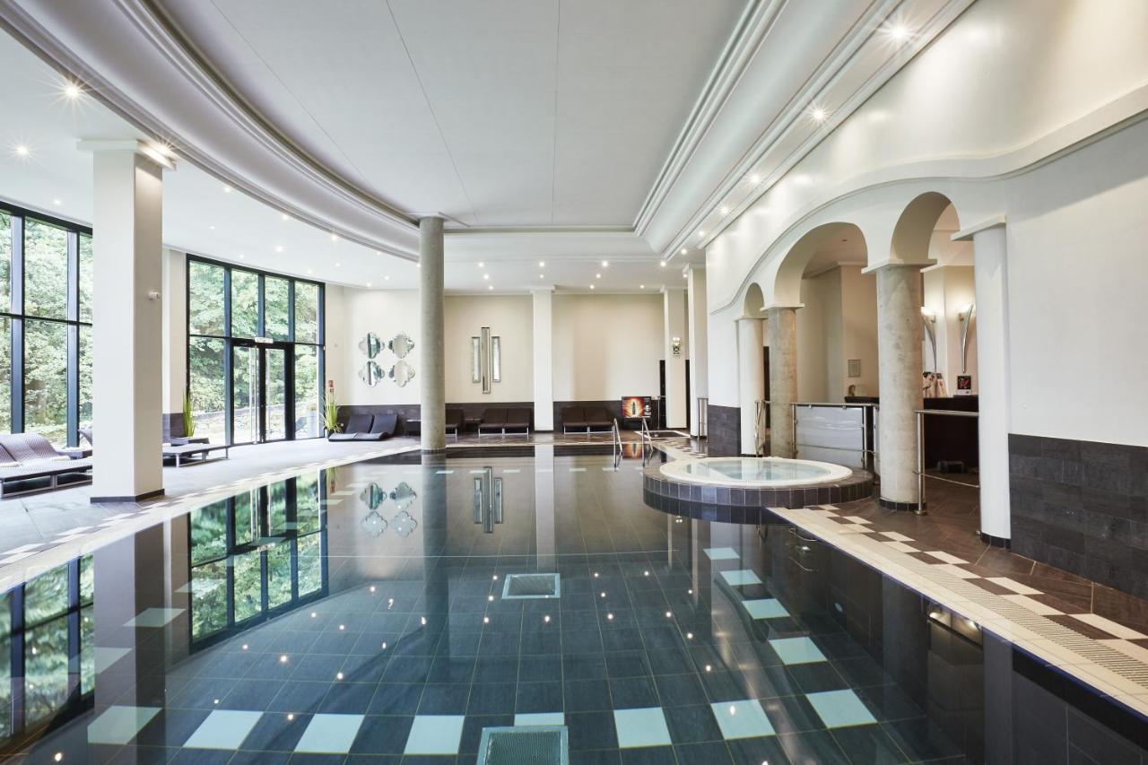 Hotel & Spa Le Pavillon Charbonnières-les-Bains Екстериор снимка