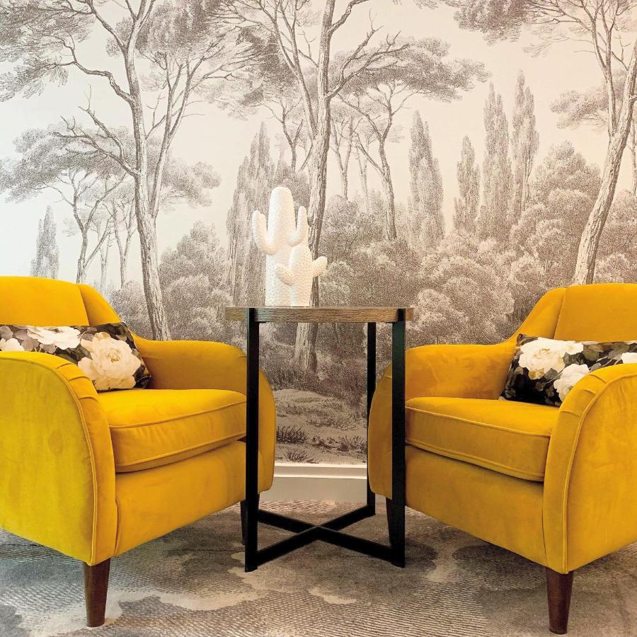 Hotel & Spa Le Pavillon Charbonnières-les-Bains Екстериор снимка